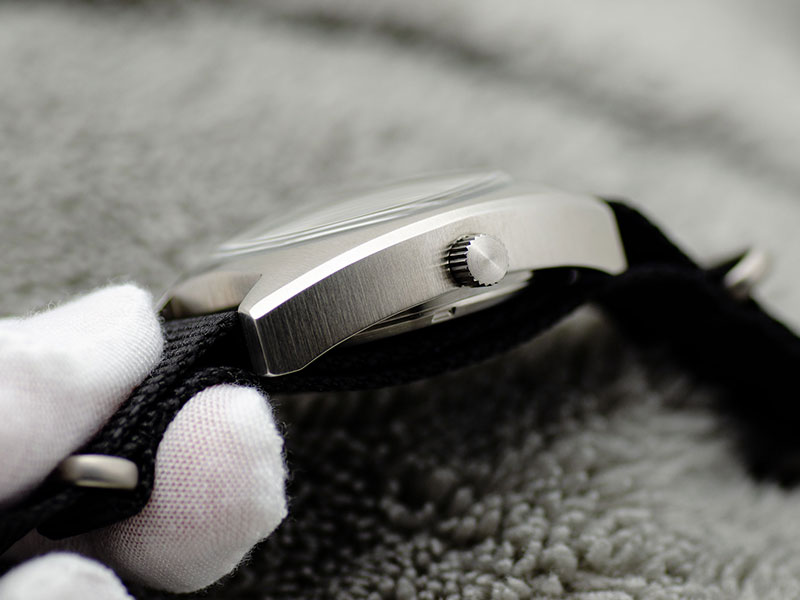 Pouying Royalbar Military Watch with Date