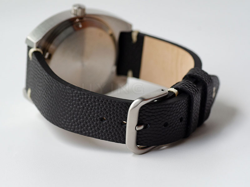 Matte finish 316L stainless steel buckle watch band for 18mm lug width watches